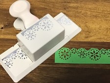 Sale Rare Martha Stewart LARGE Flower Bed Daisy Wheels border Card Craft punch