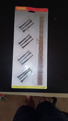 Hornby 537 track - track, side