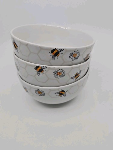 Honey bee cereal soup - cereal/soup, bowl