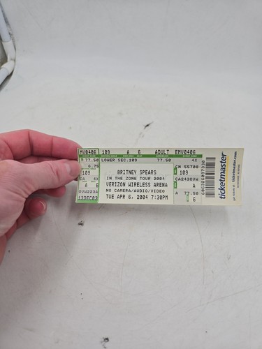 Britney spears concert - britney,
