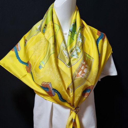 Rare vintage hermes silk - rare,