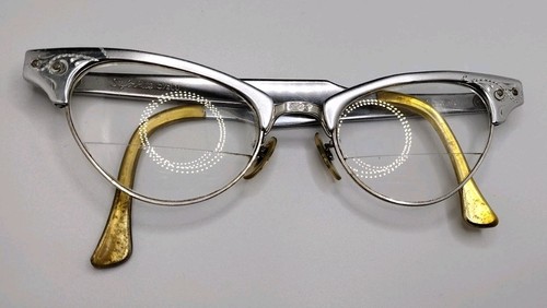 Vintage 1950s cat eye - cat,