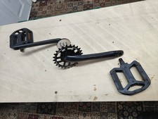 Complete BMX 1 pc Crank Set With Bottom Bracket And Pedals 