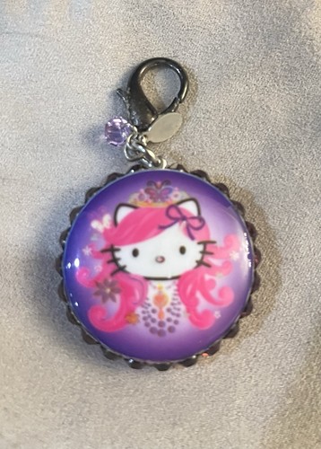 Tarina tarantino hello kitty - hello,