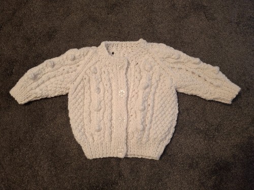 Girls new hand knitted white - new,