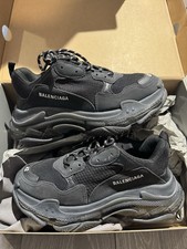 Balenciaga triple s mesh men's trainers Black Size 42 uk 8  100% Authentic