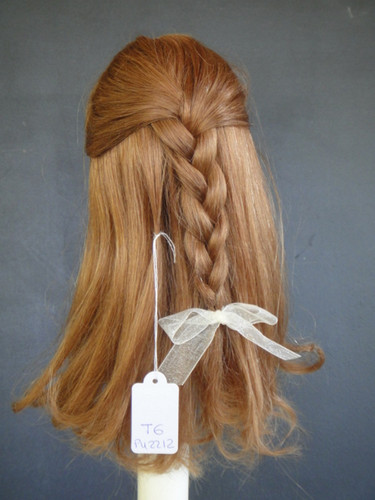 Blonde antique doll - wig, t6
