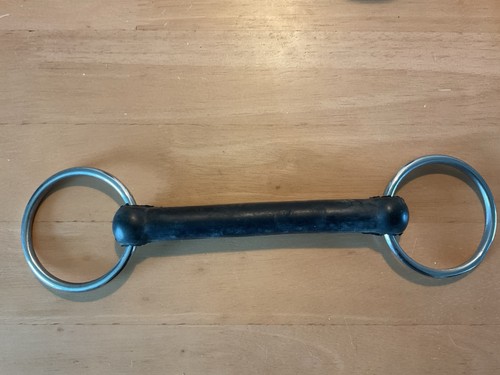 Flexible rubber snaffle - rubber,