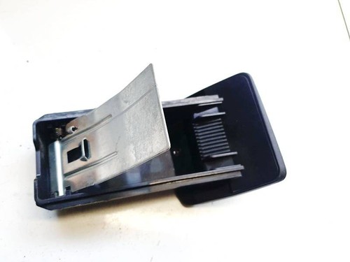 Center console ashtray ash - ,