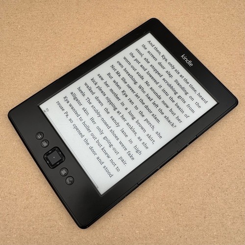 Old amazon kindle - amazon, 4th