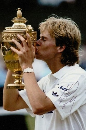 Stefan edberg hand signed - edberg,