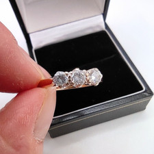 9ct Gold Vintage Diamond Trilogy Ring - Size L