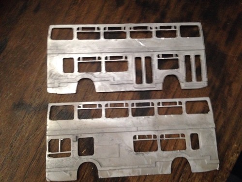 White metal kit - built, bus
