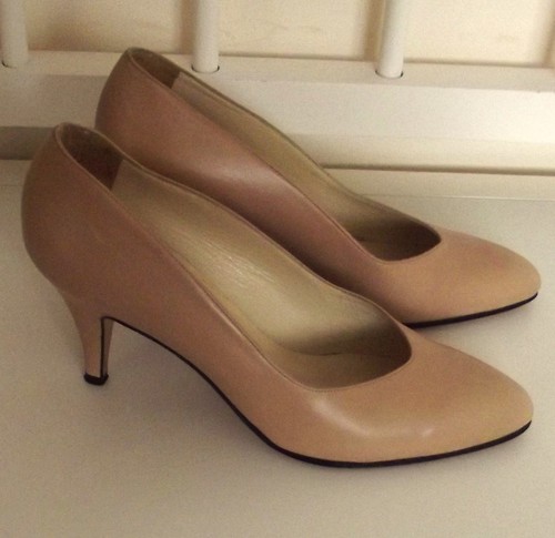Rayne renaissance vintage - rayne,