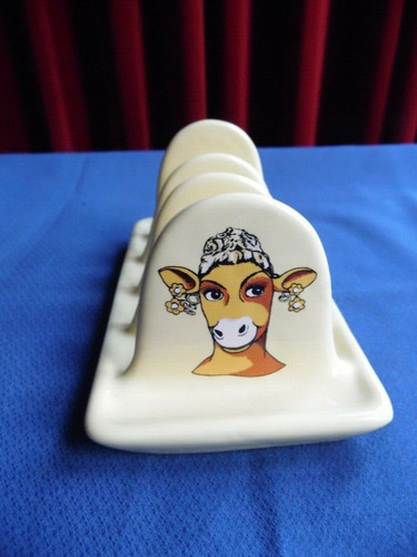 Wade ceramic cow - •,