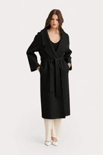 Stunning Long Coat Wool And