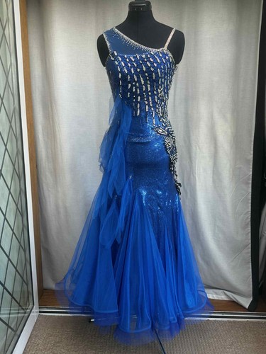 Ballroom and latin - latin, dance