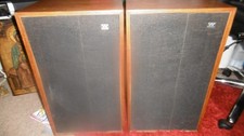 Pair of Stereo Speakers Wharfdale Dovedale III, 60 years old.