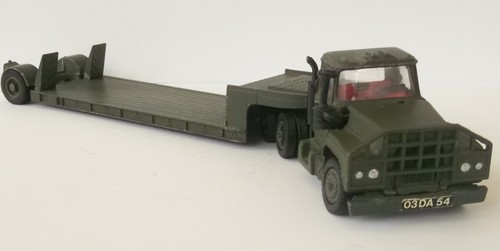 Corgi mack tank - corgi, transporter