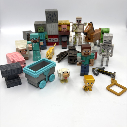 Minecraft figure bundle - minecraft,