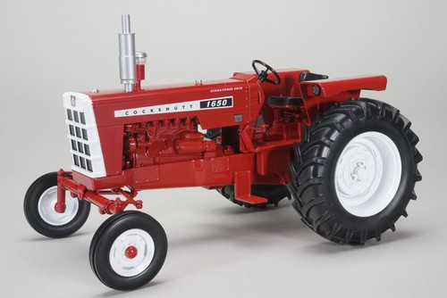 Model tractor crew - tractor,