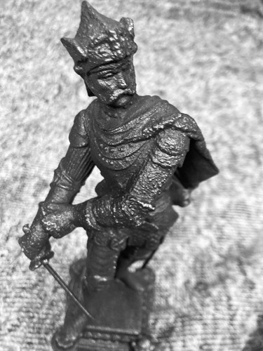 Cast metal ornament statue - statue, of