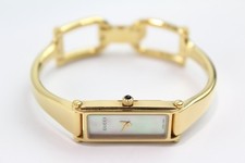 Ladies Gucci 1500L MOP Dial Gold Tone Watch Quartz Working
