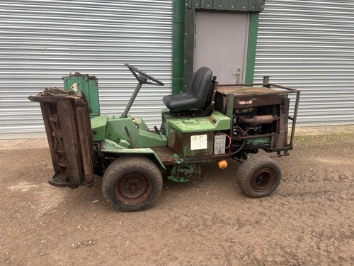 Ransomes triple diesel ride - triple,