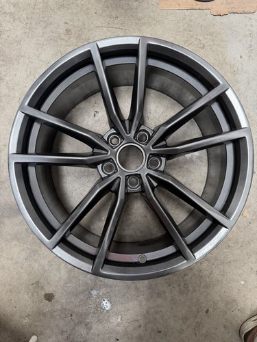 Genuine volkswagen golf - genuine, r