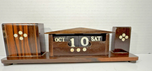 Vintage wooden block - dark, wood