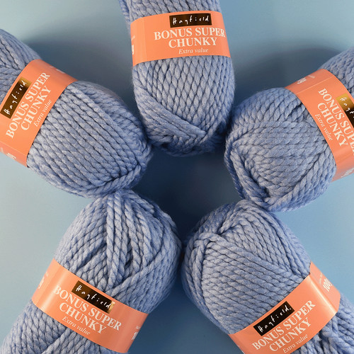 Hayfield bonus super chunky - hayfield,