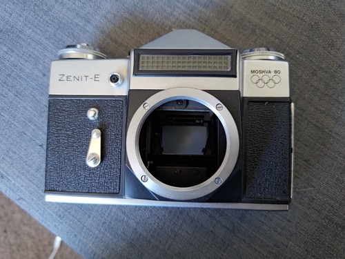 Vintage m42 zenit slr - zenit-e,