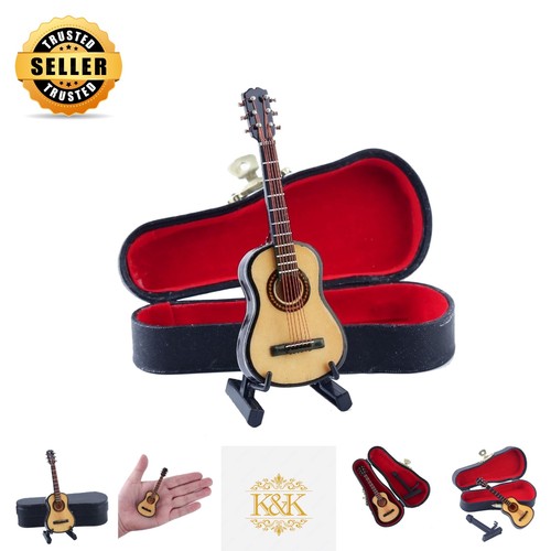 Realistic wooden guitar - 3.94",