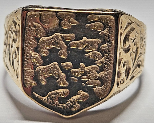 9ct yellow gold lions - 9ct,