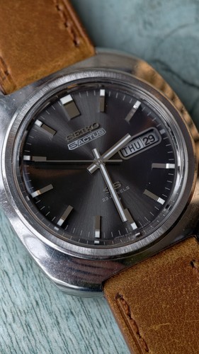 Vintage seiko actus 6106 8400 - seiko,