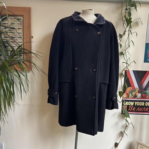 Classic woman vintage - classic,