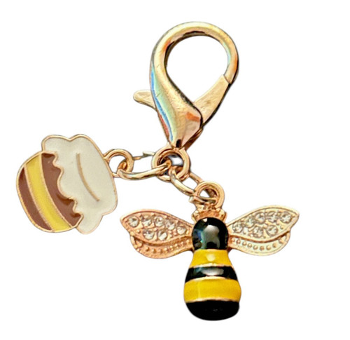 Bee honey pot keyring - honey, charm