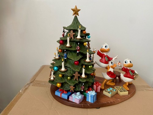 Wdcc mickey christmas - mickey’s,
