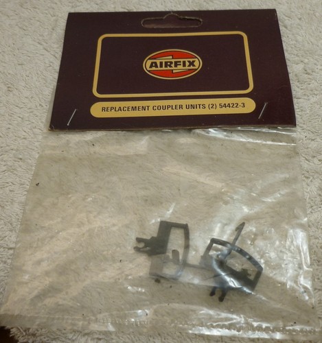Airfix large d couplings - 2, x