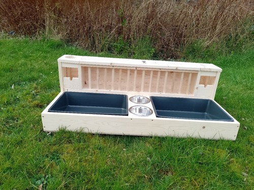 All rabbitt hayfeeder - all,