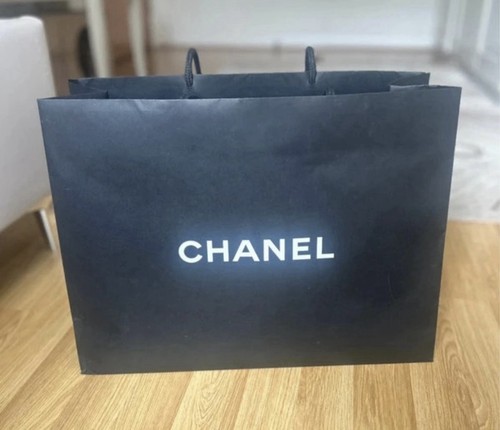 Chanel large gift bag - chanel,