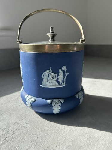 Vintage wedgwood jasperware - wedgwood,