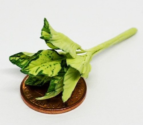 Dolls house green plant single - dolls,