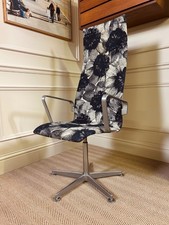 ARNE JACOBSEN OXFORD OFFICE