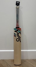 Kookaburra Aura Pro Cricket