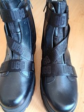 UGG Boots Brand New Size 7