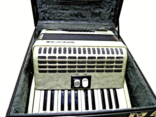 Accordion walther teeny n - 48,