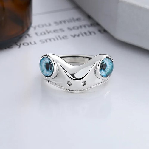 Cute frog blue eye - eye, silver