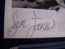 Samantha Janus  Autograph (DD1)