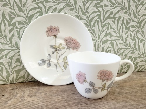 Wedgwood flame rose - rose, bone